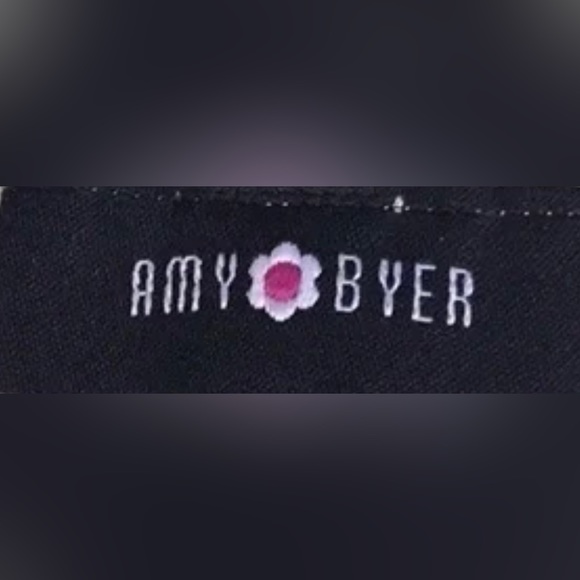 Children's Clothing - Picture 5 of 16